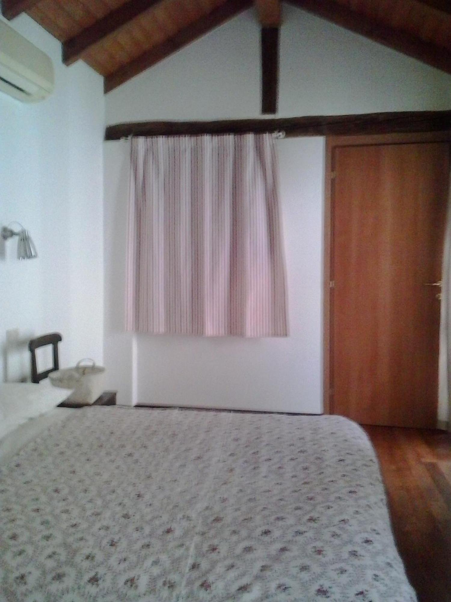 Dragonfly B&B Certosa di Pavia Szoba fotó